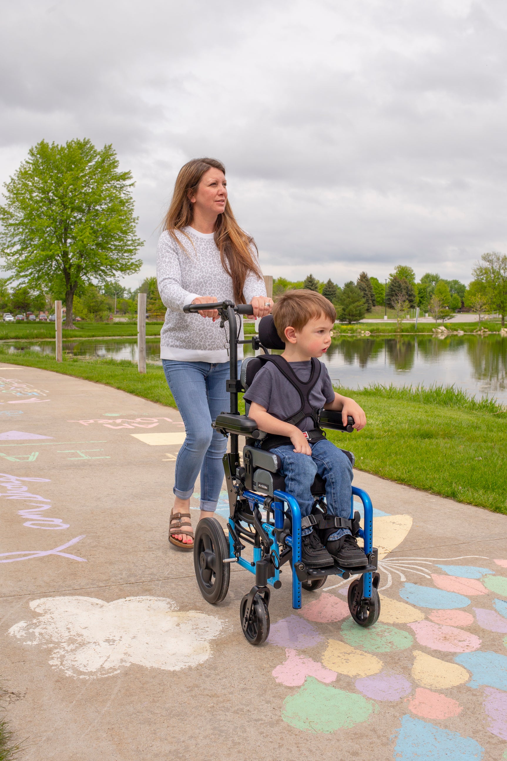 Ki Mobility Ultra-Lightweight Little Wave Arc Wheelchair