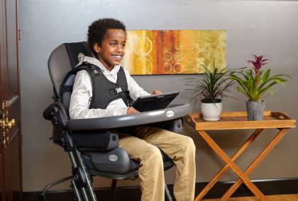 Special Tomato CatchUp Chair Tray With Armrests